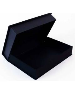Arkivæske A4+ sort syrefri med hængslet låg . H.5cm x B.22cm x L.31cm